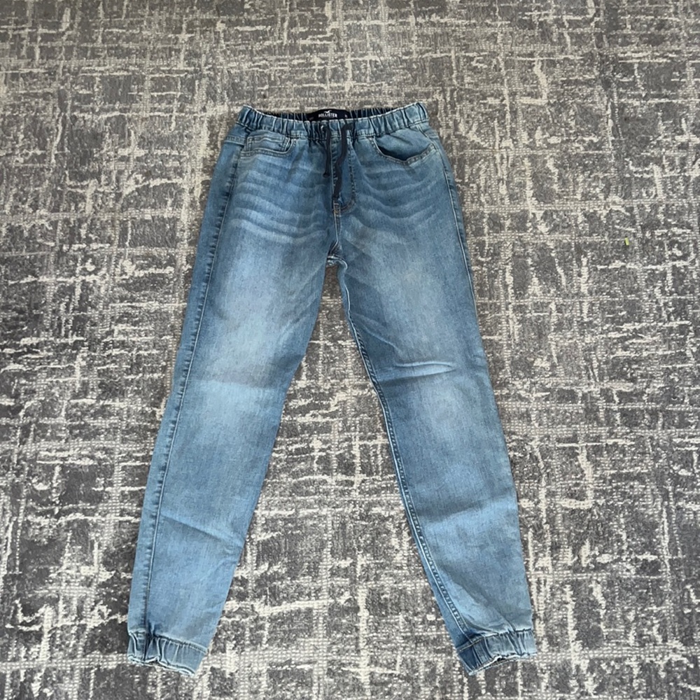 Light blue Hollister jogger jeans for men